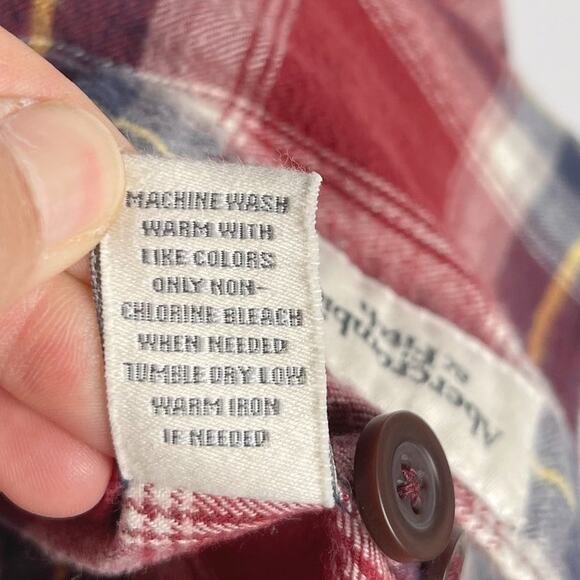 Abercrombie & Fitch Mens Large L Red Blue Plaid Flannel Button Down Shirt Cotton - Picture 7 of 7